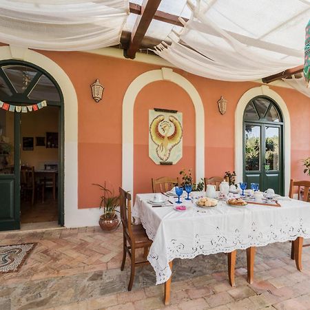 Country House Araba Phoenix 卡斯特拉巴特 外观 照片