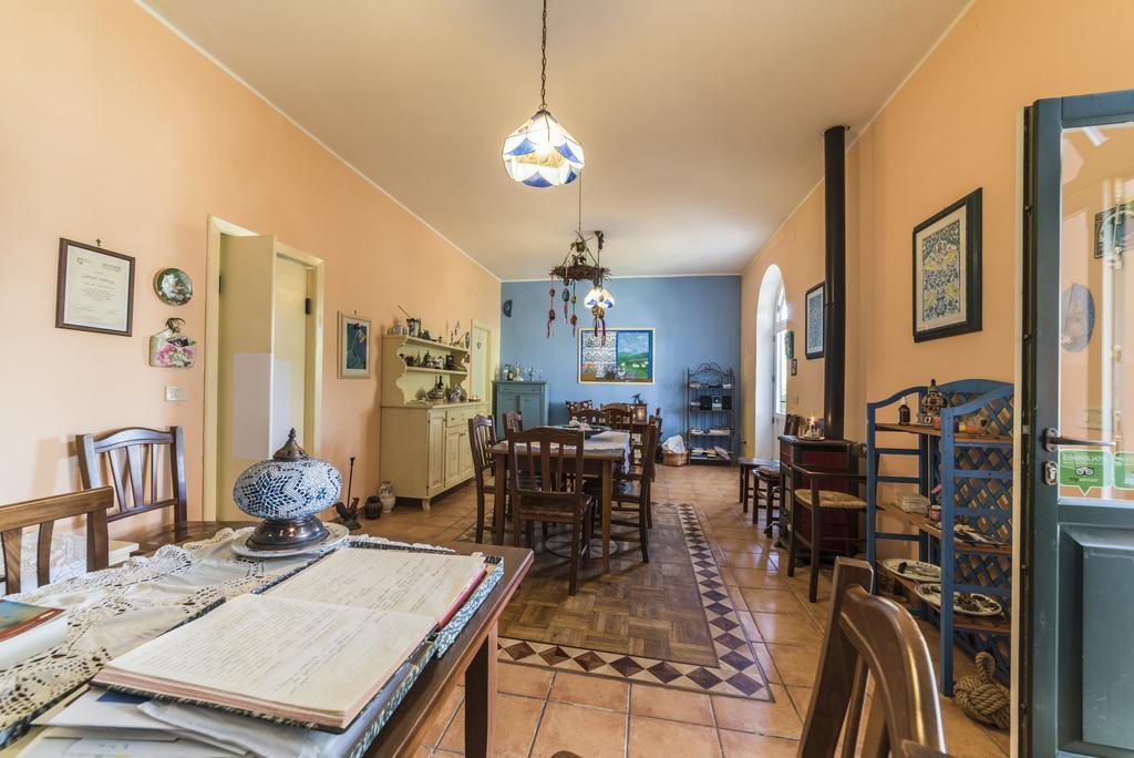 Country House Araba Phoenix 卡斯特拉巴特 外观 照片