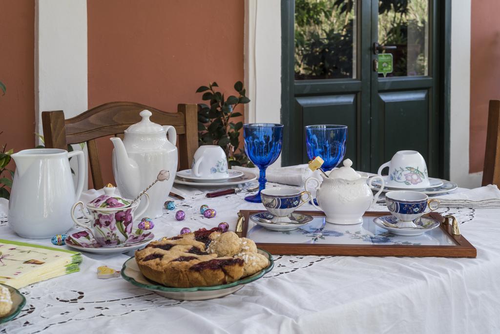 Country House Araba Phoenix 卡斯特拉巴特 外观 照片