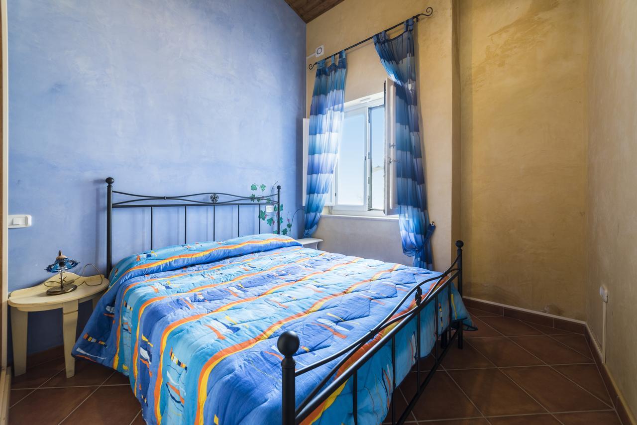 Country House Araba Phoenix 卡斯特拉巴特 外观 照片